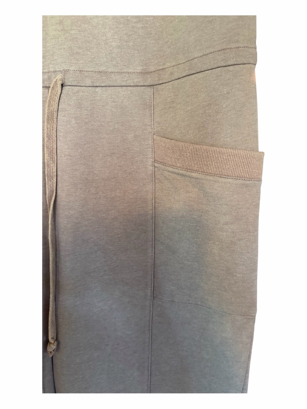 Hem & Thread Sleeveless V-Neck Tan Jumpsuit with Drawstring Waist Size Large - Picture 3 of 5